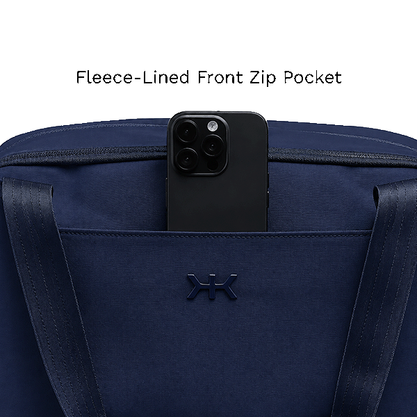 MetroDuffel.Navy.OutsidePocket