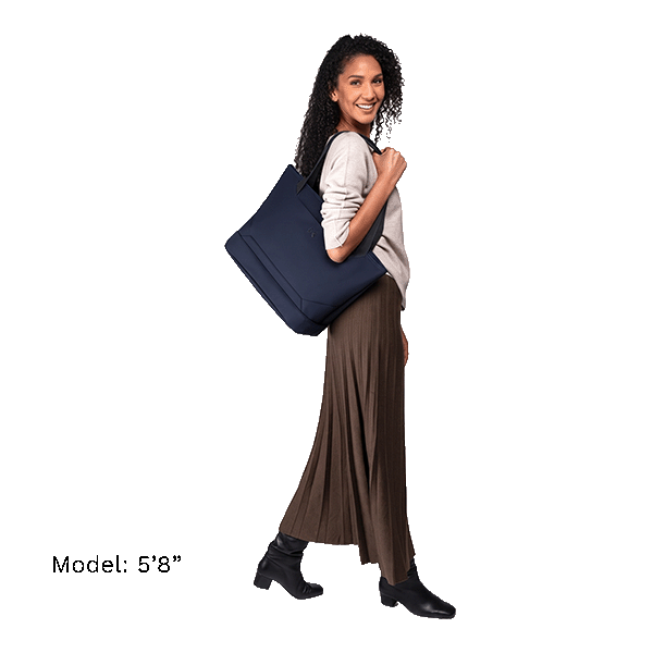 LaptopToteModel 