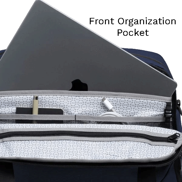 MetroDuffel.Navy.LaptopUpClose 